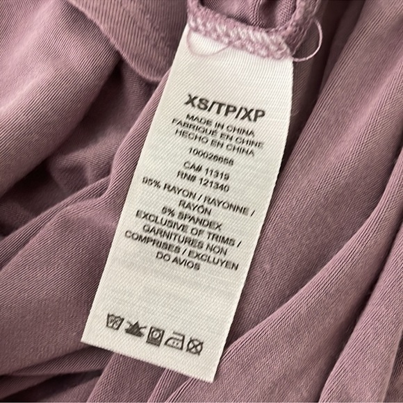 ❤️ GARAGE cross cross v neck shirt sleeve purple Top Size XS - Picture 6 of 6